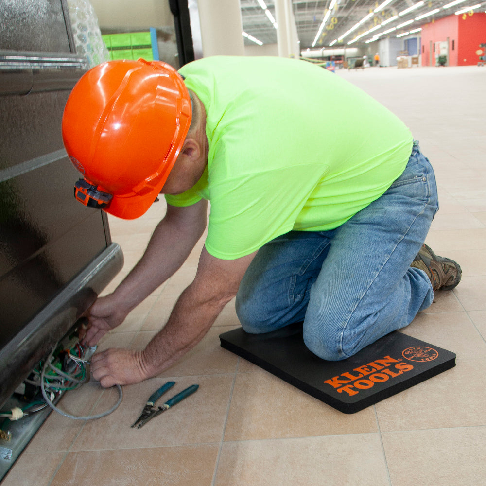 Tradesman Pro™ Standard Kneeling Pad | 60135 - Cable Connection & Supply