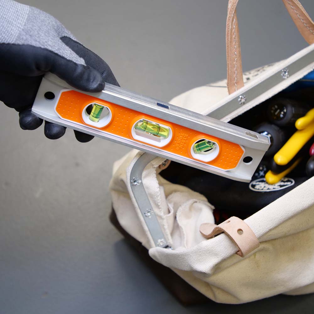 Aluminum Torpedo Level Rare-Earth Magnet, 9-Inch | 935R - Cable Connection & Supply