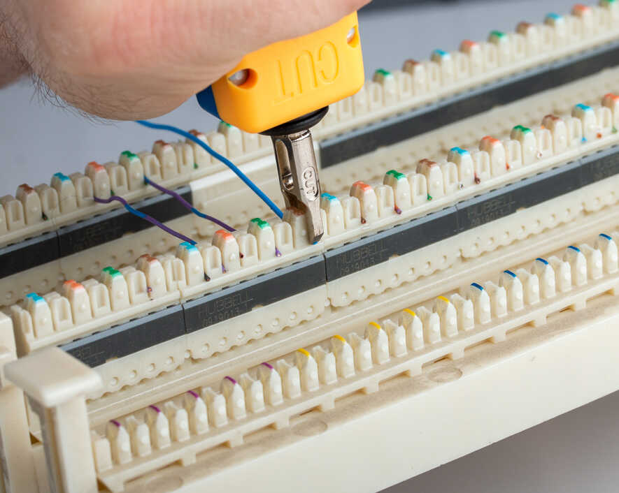Punchdown Tool with 66 & 110 Combined Blade | EPD-914116 - Cable Connection & Supply