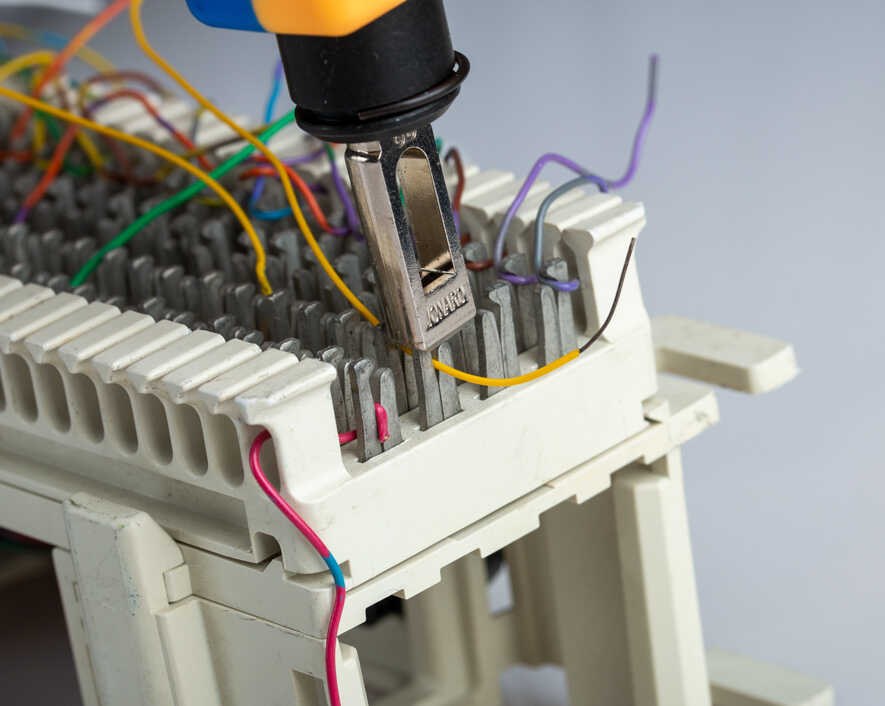 Punchdown Tool with 66 & 110 Combined Blade | EPD-914116 - Cable Connection & Supply