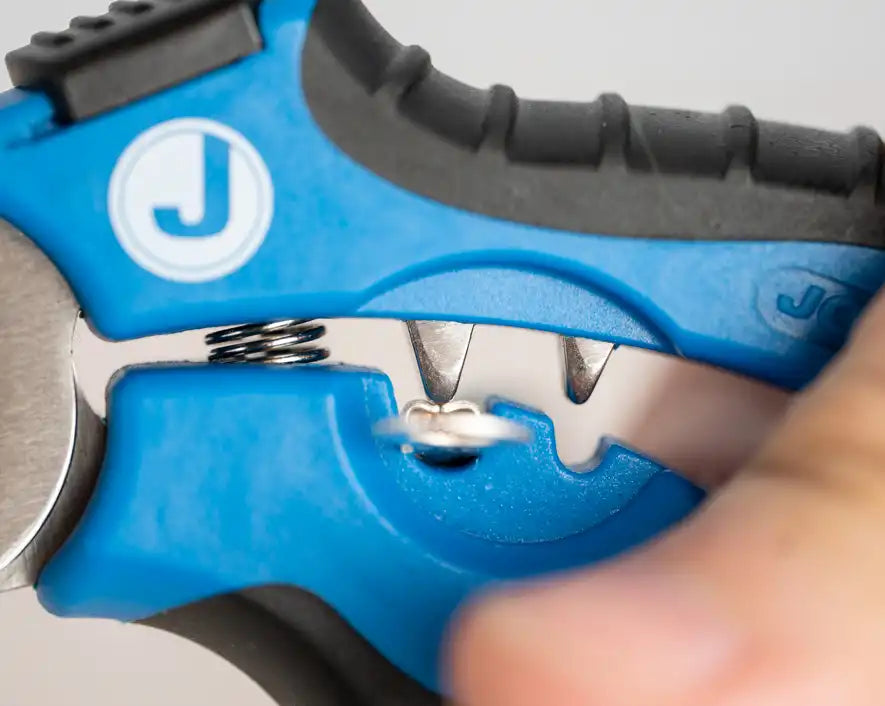 Multi-Function Kevlar & Wire Cutting Shears, 7" | KWC-700 - Cable Connection & Supply