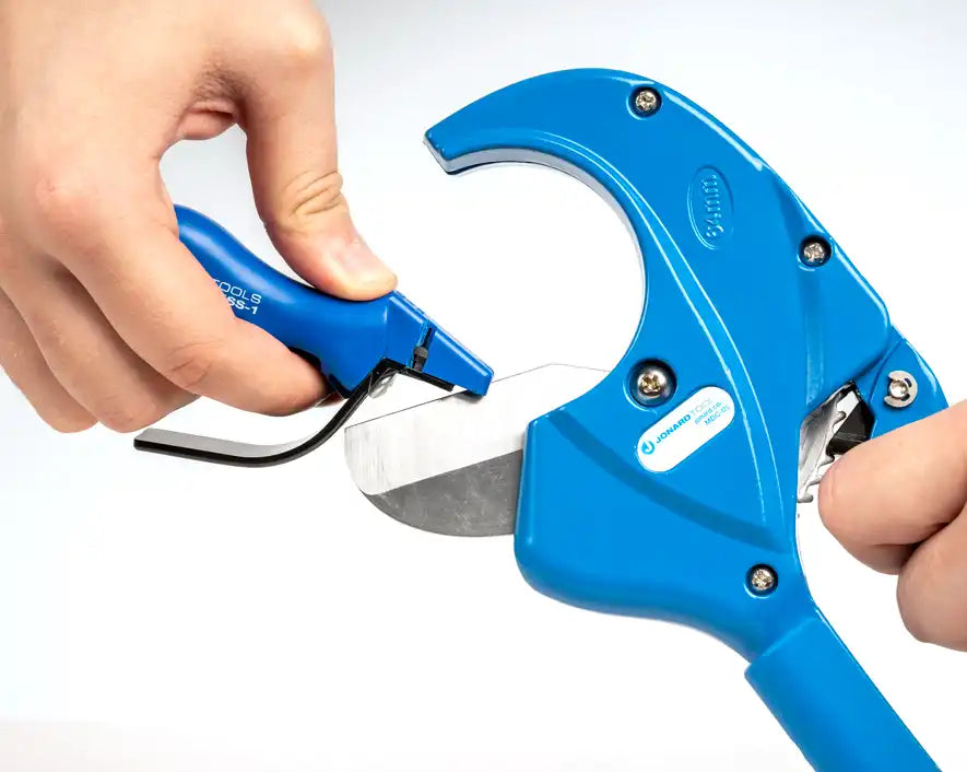 Large Fiber Duct Cutter with Extra Long Handles | MDC-125 - Cable Connection & Supply