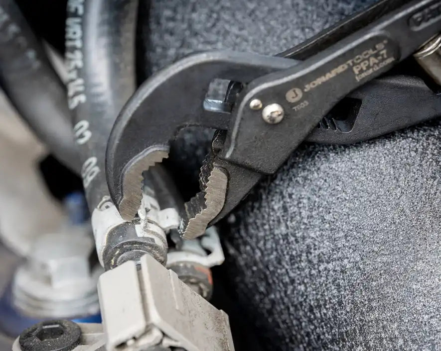 Pump Pliers with Automatic Adjustment, 7" | PPA-7 - Cable Connection & Supply