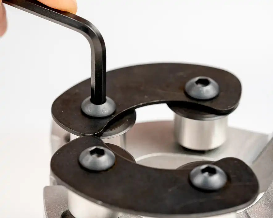 360° Rotary Duct & Tube Cutter, 26 - 40 mm | RTC-2640 - Cable Connection & Supply