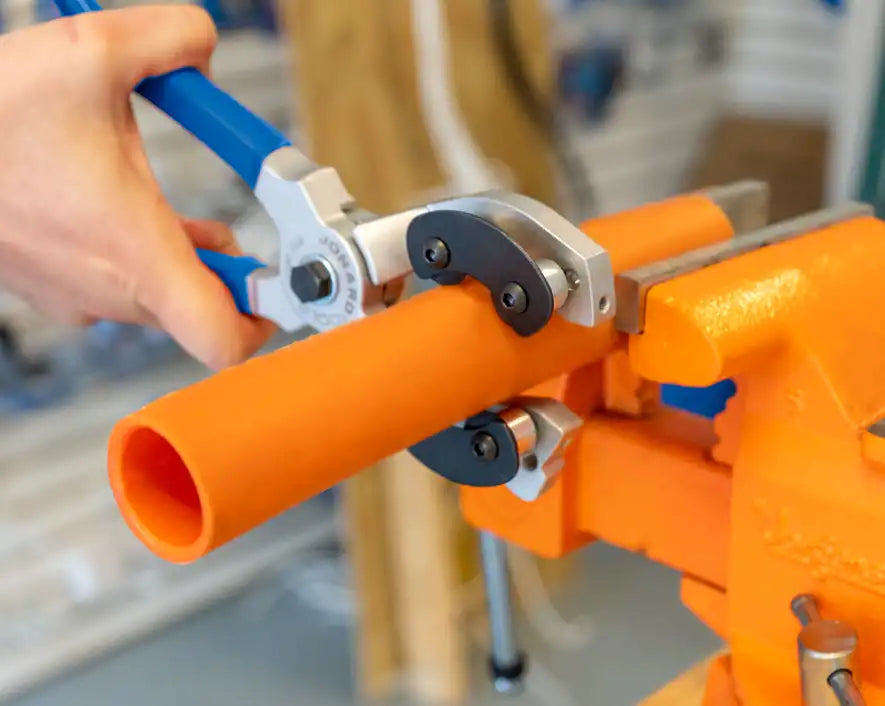 360° Rotary Duct & Tube Cutter, 26 - 40 mm | RTC-2640 - Cable Connection & Supply