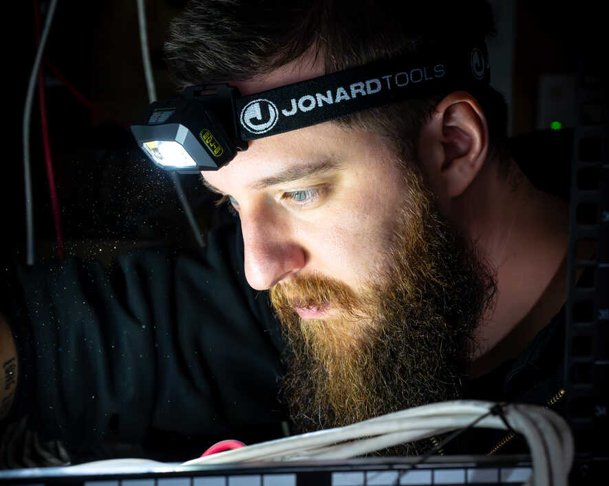Solis™ Ultra Bright Jobsite LED Headlamp | SOL-H2 - Cable Connection & Supply