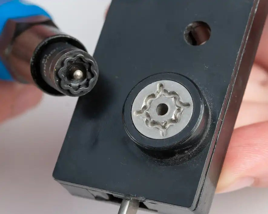 Slam Lock Star Key for LB & LS Patterns | SSK-85 - Cable Connection & Supply