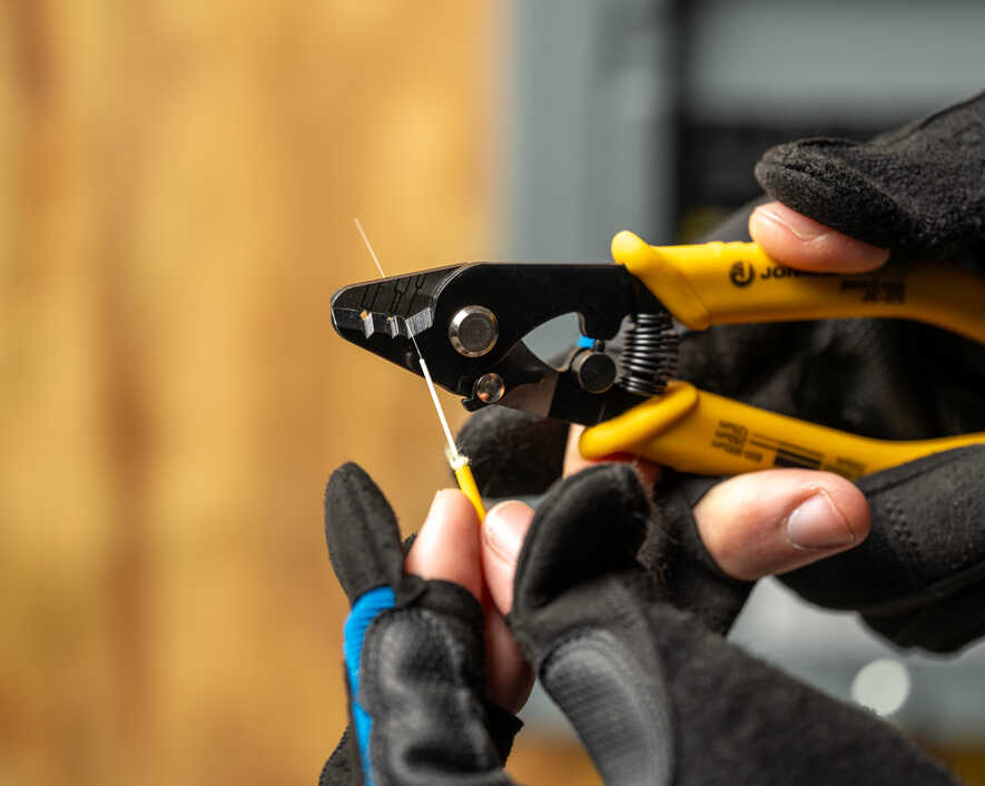 Heavy Duty Work Gloves | WG-100 - Cable Connection & Supply