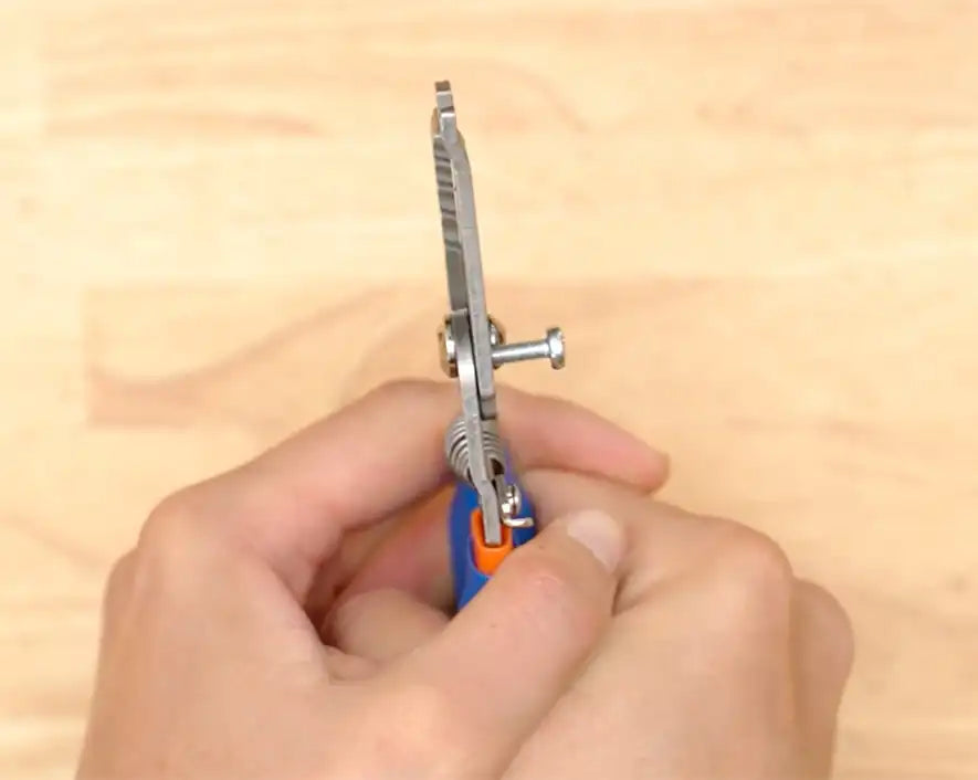 Stainless Steel Curved Wire Stripper, 6-12 AWG | WSS-612 - Cable Connection & Supply