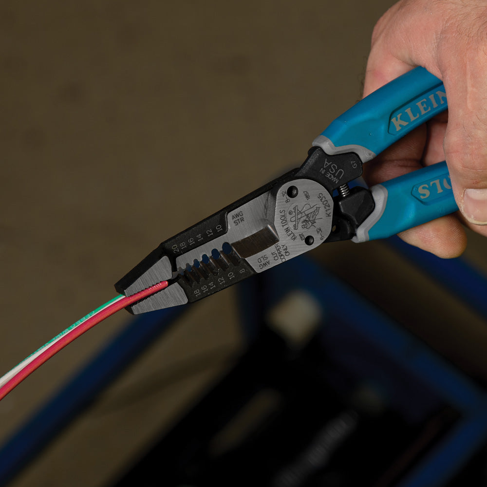 Klein-Kurve® Heavy-Duty Wire Stripper 8-20 AWG | K12035 - Cable Connection & Supply