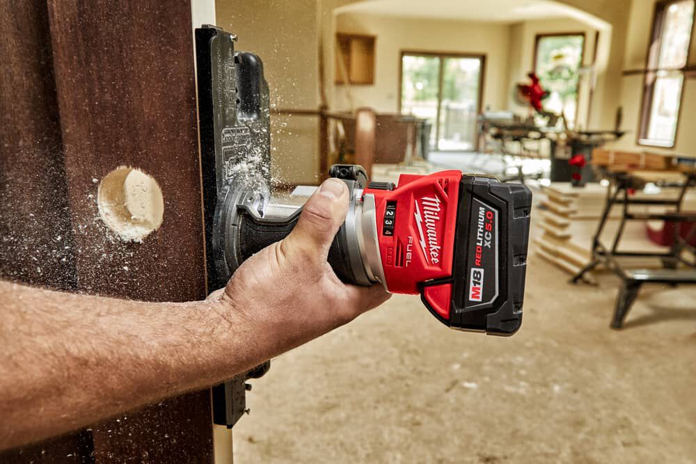 M18 FUEL 18V Lithium-Ion Brushless Cordless Compact Router (Tool-Only) | 2723-20 - Cable Connection & Supply