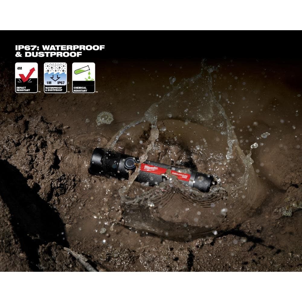 Milwaukee USB Rechargeable 800 Lumens Compact Flashlight Kit | 2160-21 - Cable Connection & Supply