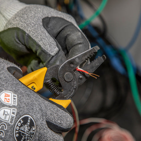 Wire Stripper/Cutter, 22-30 AWG Solid Wire | 11047 - Cable Connection & Supply 