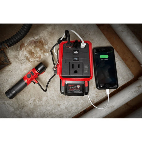 M18 18-Volt Lithium-Ion TOP-OFF 175-Watt Powered Compact Inverter for M18 Batteries (Tool-Only) | 2846-20 - Cable Connection & Supply 